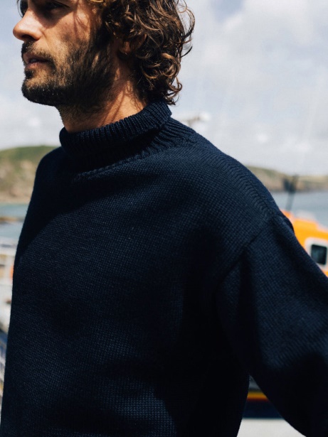 RNLI Cromarty Jumper Navy Finisterre Stylish