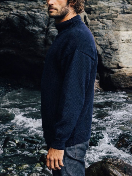 RNLI Cromarty Jumper Navy Finisterre Stylish