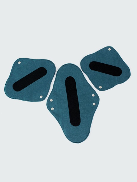 Finisterre Stylish Black DAME Finisterre Stylish Reusable Period Pad Set