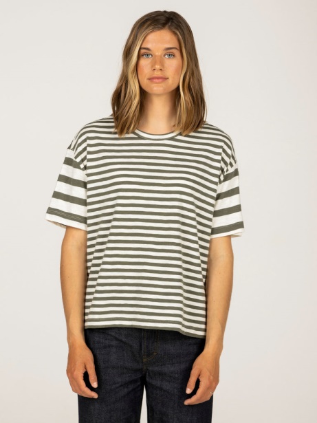 Olive/White Dart T-Shirt Finisterre Stylish