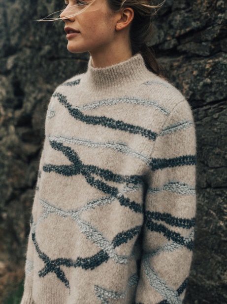 Wave Stitch Jumper Oatmeal/Blue Finisterre Stylish