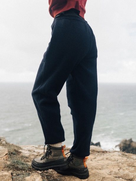 Finisterre Stylish Navy Budock Joggers